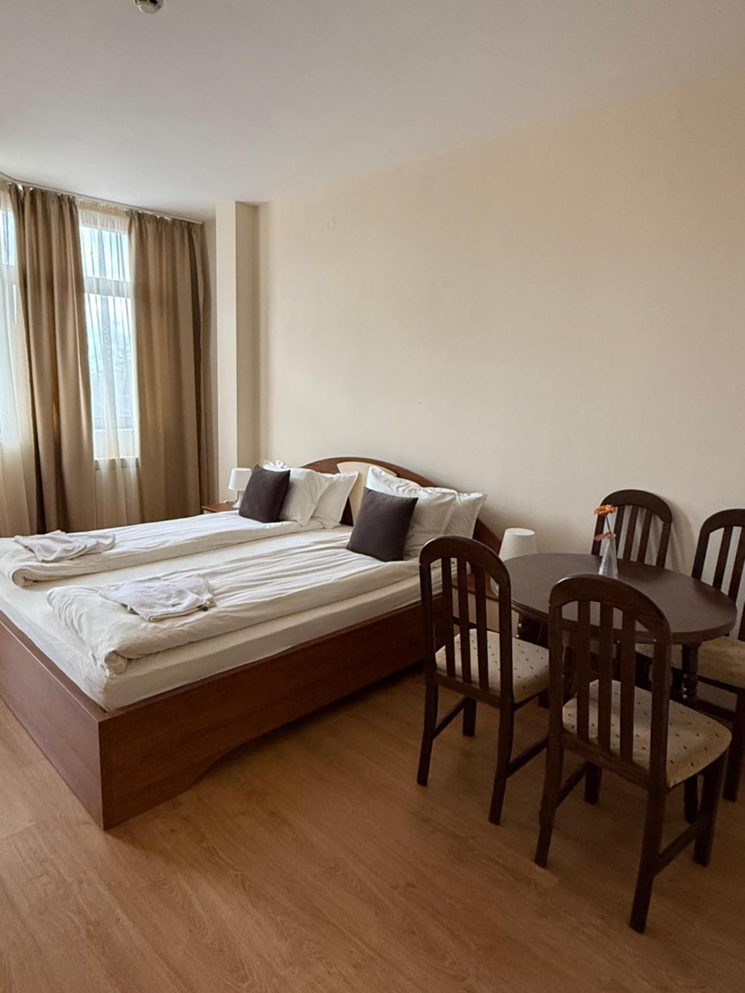 Pm Services Flora Apartments Borovets Luaran gambar